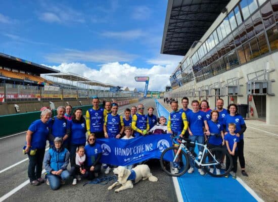 Rassemblement au MANS au profit d'HANDI'CHIENS